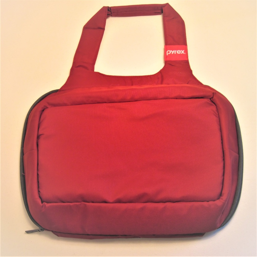 PYREX HOT & COLD RED TOTE NWOT